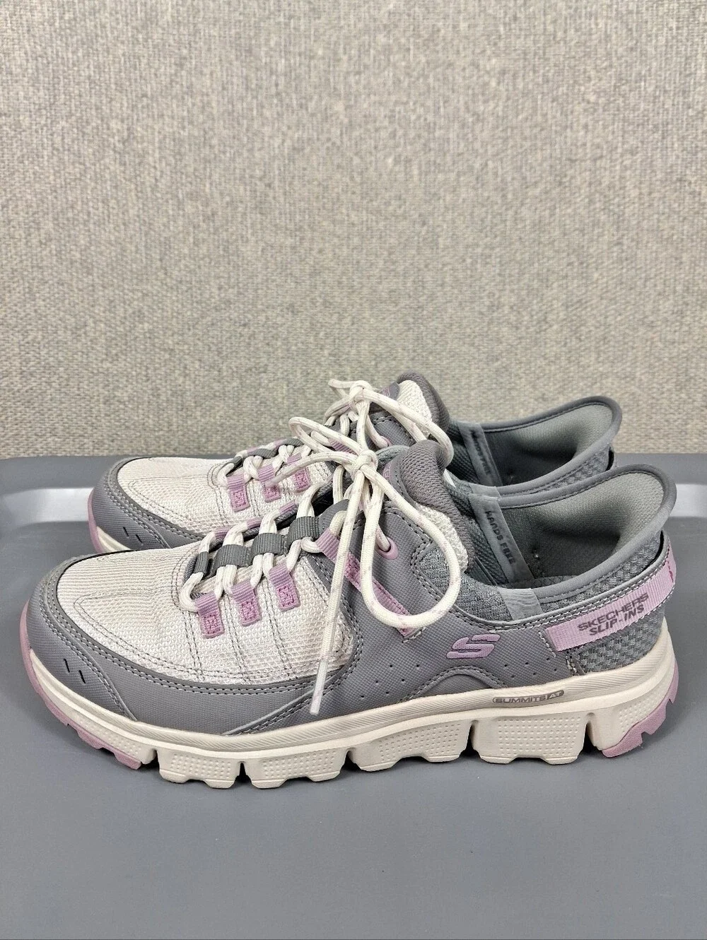 Skechers hands free